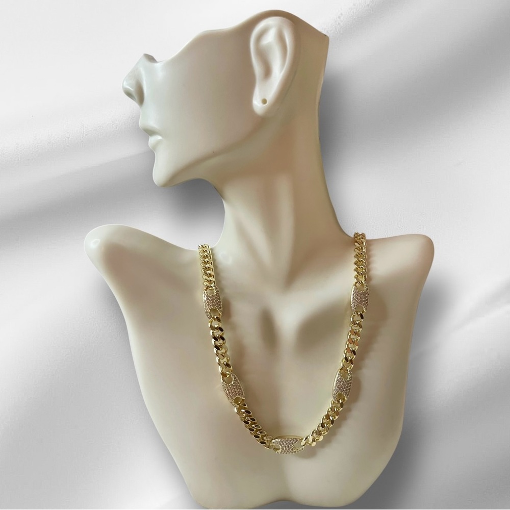 Elegant 14k Gold Plated Cuban Chain with Silver Accents.